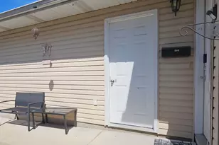 519 Greenwood Dr, Round Lake Park, IL 60073 - Photo 3