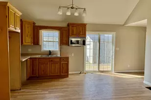 561 Laharpe St, Lasalle, IL 61301 - Photo 7