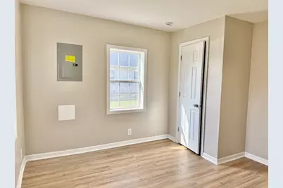 561 Laharpe Street, Lasalle, IL 61301 - Photo 17