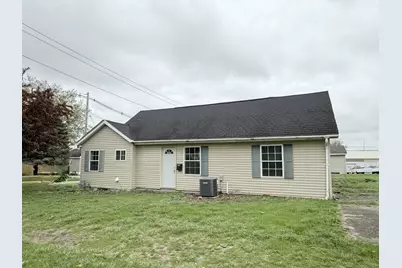 561 Laharpe Street, Lasalle, IL 61301 - Photo 1