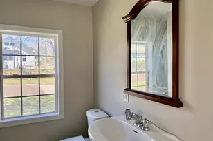 561 Laharpe St, Lasalle, IL 61301 - Photo 15