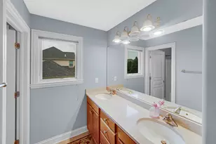 921 Tivoli Dr, Rockford, IL 61107 - Photo 13