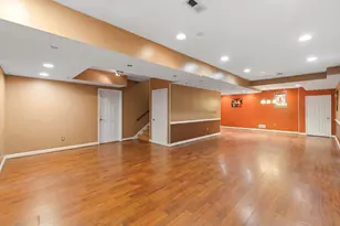 1024 Park Pl, Bellwood, IL 60104 - Photo 11