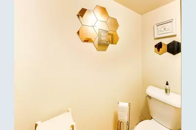7830 W Berwyn Avenue, Chicago, IL 60656 - Photo 25