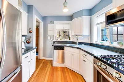 7830 W Berwyn Avenue, Chicago, IL 60656 - Photo 7