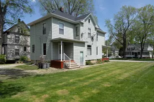 765 N Main St, Pontiac, IL 61764 - Photo 27
