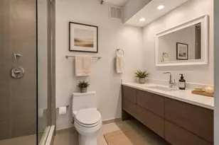400 E Ohio St, Chicago, IL 60611 - Photo 9