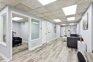 1335 Dodge Ave, Evanston, IL 60201 - Photo 5