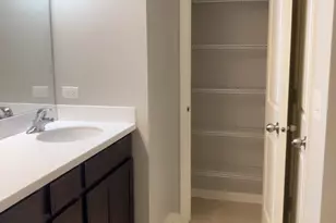 1100 Evergreen Ave, Des Plaines, IL 60016 - Photo 27