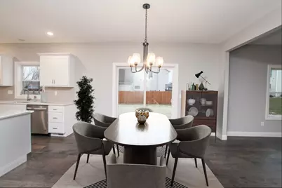 2702 Lone Oak Road, Bloomington, IL 61705 - Photo 5