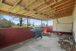 110 W State Route 54, Roberts, IL 60962 - Photo 29