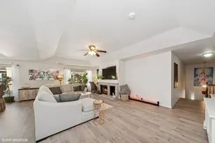 1952 Crenshaw Cir, Vernon Hills, IL 60061 - Photo 5