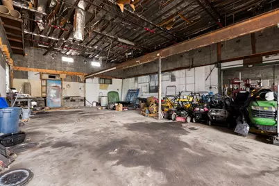 330 E Winslow Street, Freeport, IL 61032 - Photo 7