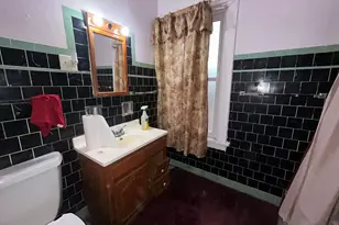 11916 S Harvard Ave, Chicago, IL 60628 - Photo 15