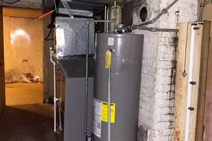 11916 S Harvard Ave, Chicago, IL 60628 - Photo 21