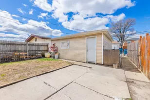 1818 N 39th Ave, Stone Park, IL 60165 - Photo 27