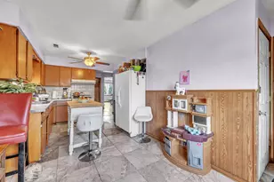 1818 N 39th Ave, Stone Park, IL 60165 - Photo 9