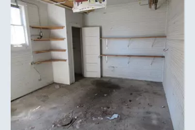 2 N Harlem Avenue, Freeport, IL 61032 - Photo 33