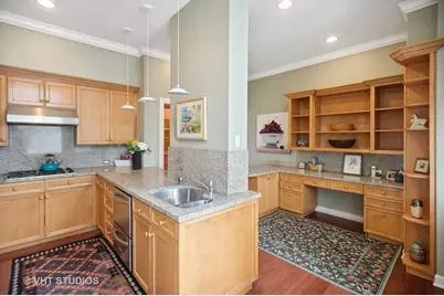 1550 N State Parkway #501, Chicago, IL 60610 - Photo 11