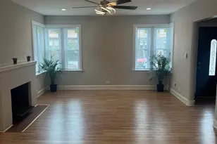 8110 S Chappel Ave, Chicago, IL 60617 - Photo 7