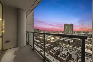 1629 S Prairie Ave, Chicago, IL 60616 - Photo 11