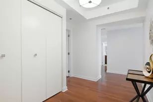 130 N Garland Ct, Chicago, IL 60602 - Photo 3