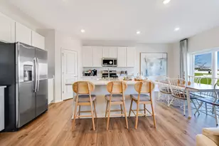 528 S Joliet St, Maple Park, IL 60151 - Photo 5