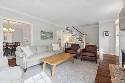 324 S Poplar Avenue, Elmhurst, IL 60126 - Photo 5