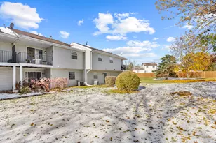 86 Gant Cir, Streamwood, IL 60107 - Photo 19