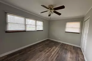 254 Blackhawk Dr, Park Forest, IL 60466 - Photo 9