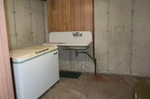 1605 Sharon Rd, Streator, IL 61364 - Photo 9