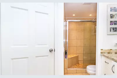 300 N State Street #2830, Chicago, IL 60654 - Photo 9