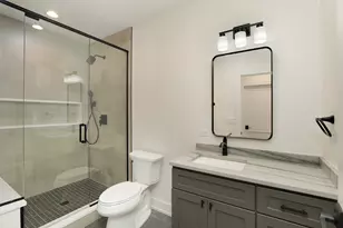 1060 Cedar Ln, Northbrook, IL 60062 - Photo 25