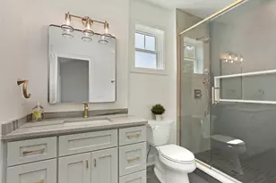 1060 Cedar Ln, Northbrook, IL 60062 - Photo 17