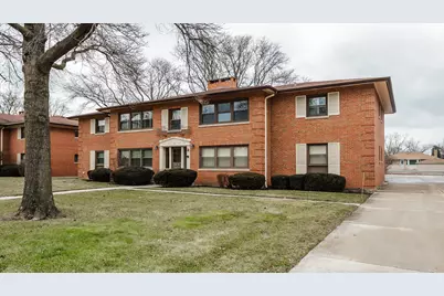 10630 W Cermak Road #2E, Westchester, IL 60154 - Photo 1
