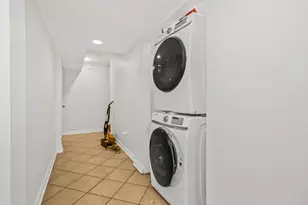 2710 N Artesian Ave, Chicago, IL 60647 - Photo 27