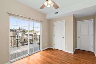 2710 N Artesian Ave, Chicago, IL 60647 - Photo 57