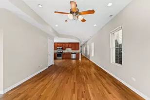 2710 N Artesian Ave, Chicago, IL 60647 - Photo 29