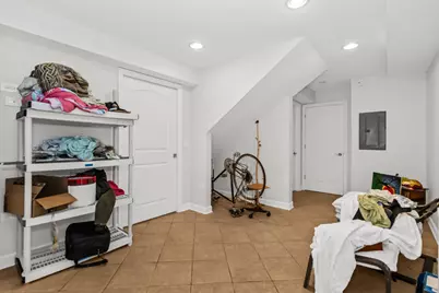 2710 N Artesian Avenue, Chicago, IL 60647 - Photo 13