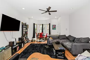 2710 N Artesian Ave, Chicago, IL 60647 - Photo 19