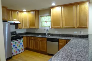 5057 W 32nd Pl, Cicero, IL 60804 - Photo 5