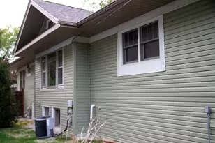 510 N Raynor Ave, Joliet, IL 60435 - Photo 3