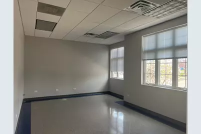 446 N Il Route 31, Crystal Lake, IL 60012 - Photo 9