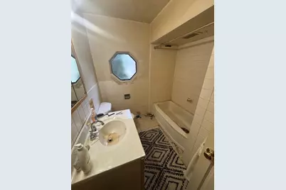 1010 E Illinois Street, Wheaton, IL 60187 - Photo 13