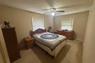 1010 E Illinois St, Wheaton, IL 60187 - Photo 5