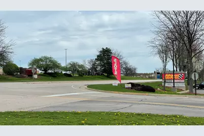 1601 Higgins Road, Sleepy Hollow, IL 60118 - Photo 9