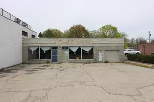 324 N Lake St, Mundelein, IL 60060 - Photo 1