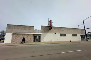 7156 W Higgins Ave, Chicago, IL 60656 - Photo 1