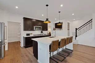 6274 Lee Ct, Lisle, IL 60532 - Photo 3