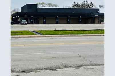 2424 Washington Street, Waukegan, IL 60085 - Photo 3